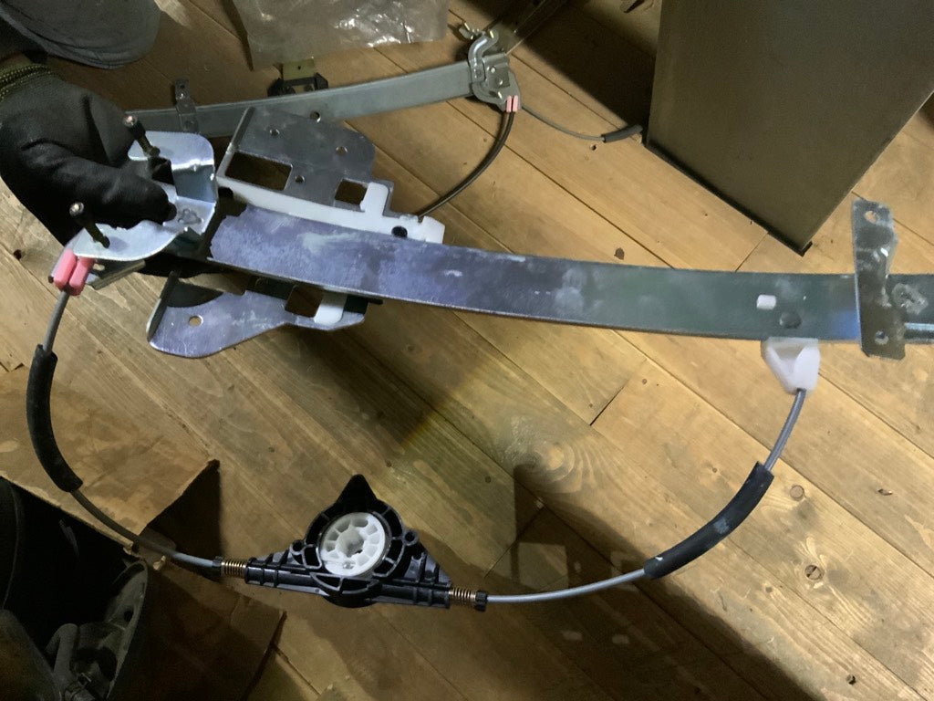 Fensterheber Mechanik, hinten, links (10541) - Limoparts Shop