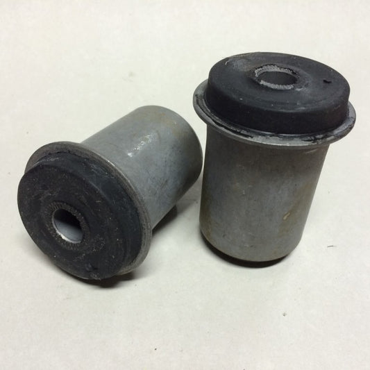 Wishbone bushings, lower (10040)