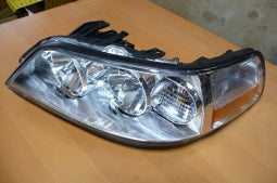 Headlight, left (10661)