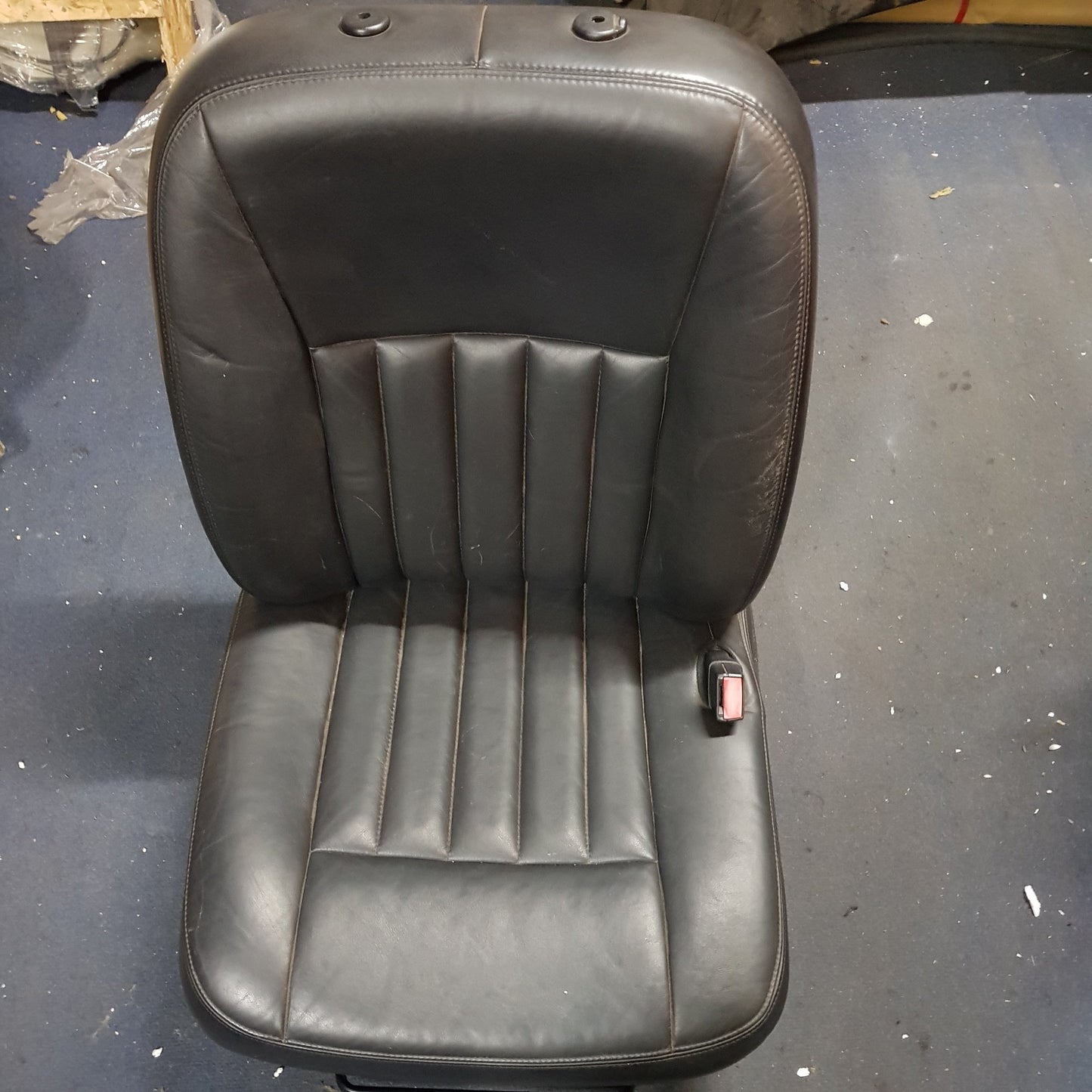 Passenger seat (50053)